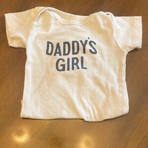 White Baby T-Shirt with 'Daddy's Girl' Print